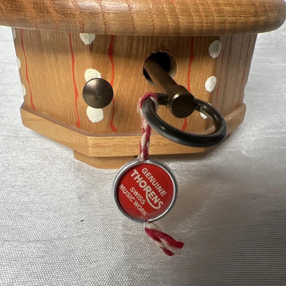 Vintage Music‎ Box Thorens Anri Man Dog,Birds Third Man Theme Switzerland Works!